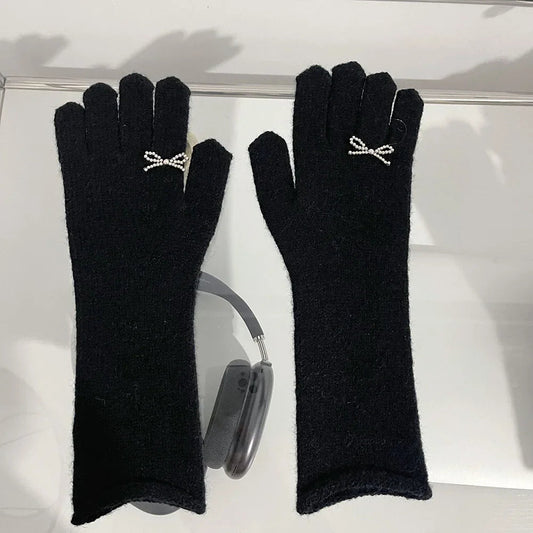 Vintage Red Wool Rabbit Full Finger Mittens For Winter Warmth Black / One Size Gloves-L