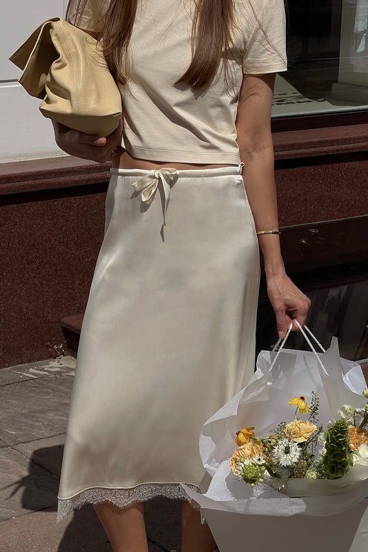 Lace Trim Tie-Up Midi Skirt