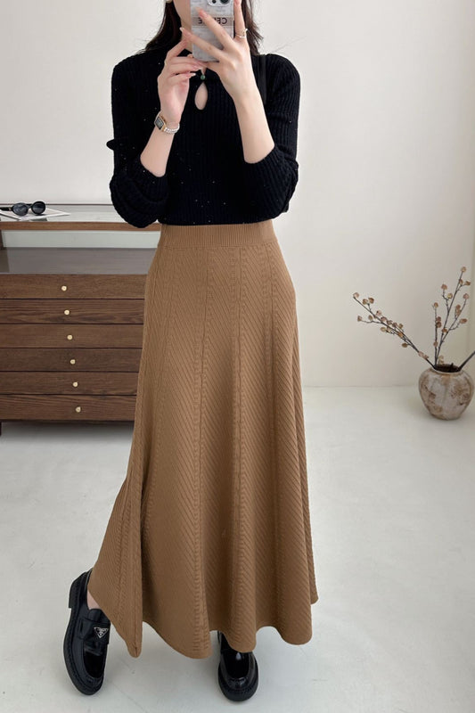 Vintage Textured-Knit High-Waist Maxi Skirt