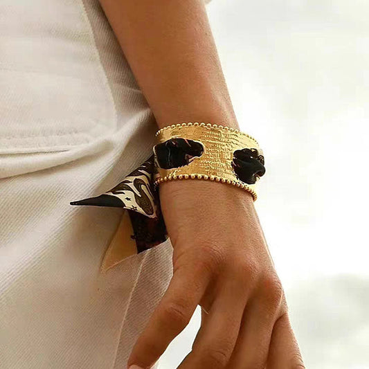Vintage Color Scarf Matte Gold Open Bracelet