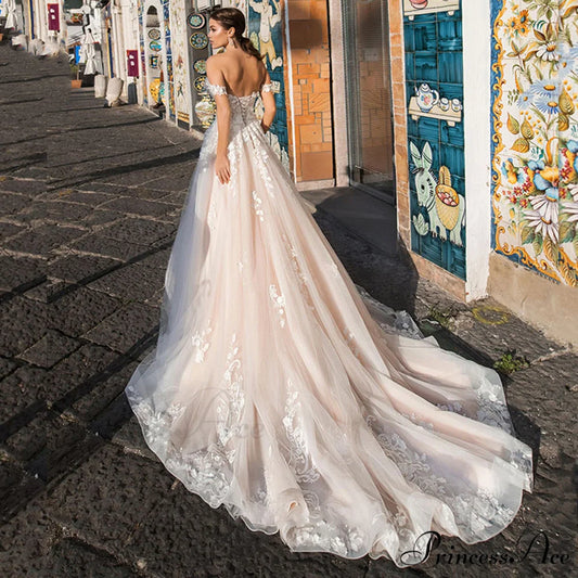 Airy Lace Extended Train Wedding Gown lvory white / 2 weddingdress-250223