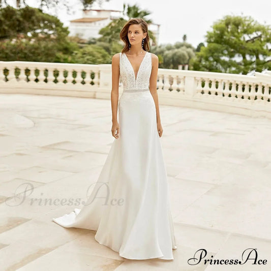 Antique Lace Slender Bridal Gown lvory white / 2 weddingdress-250223