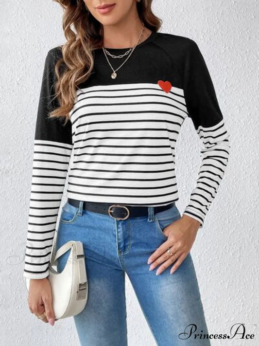 Arm T-Shirt Round Striped Patch with Heart Long Neck Black / S