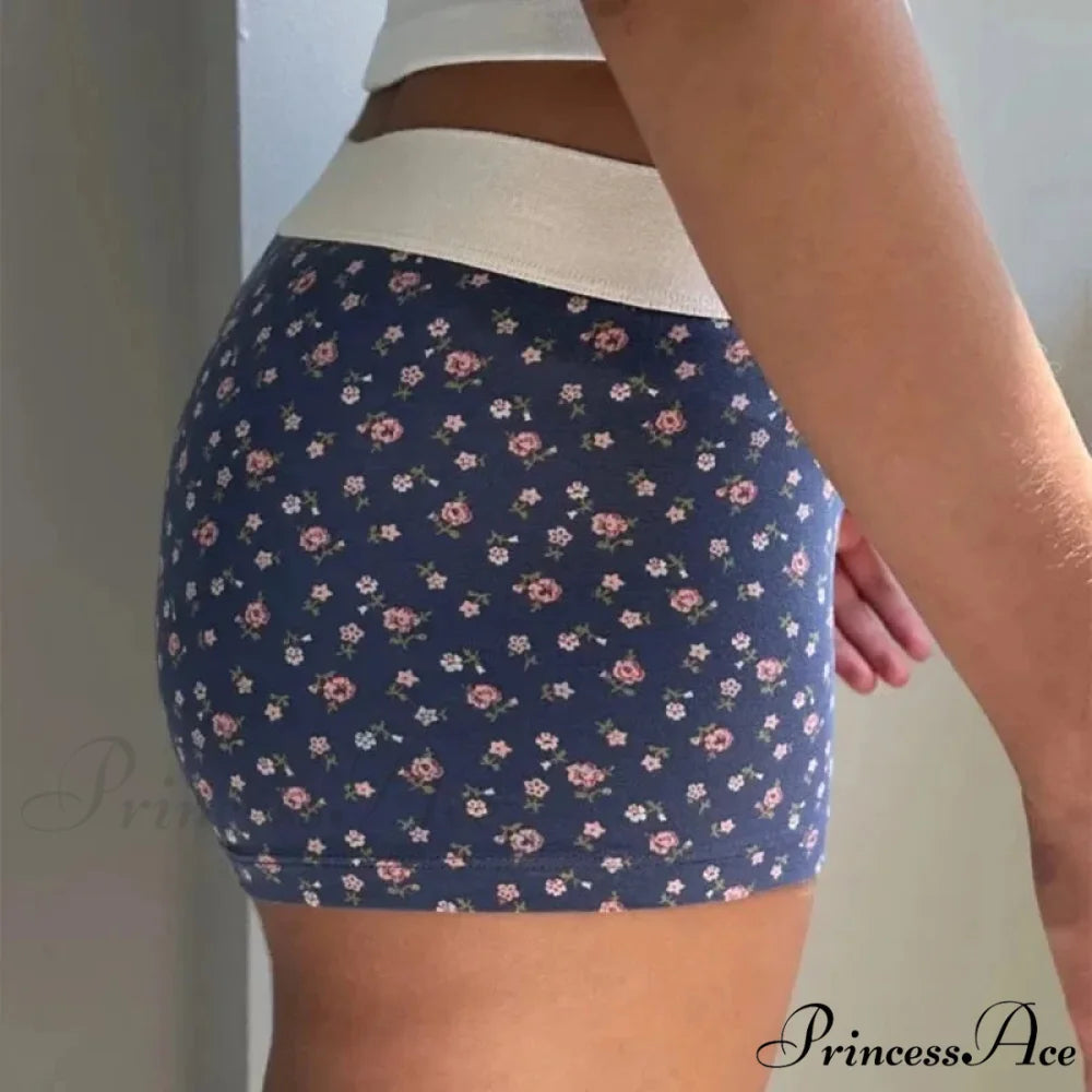 Botanical Button Elastic Lounge Short short-250223