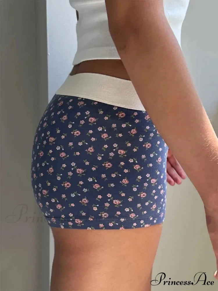 Botanical Button Stretchy Waist Short short-250223