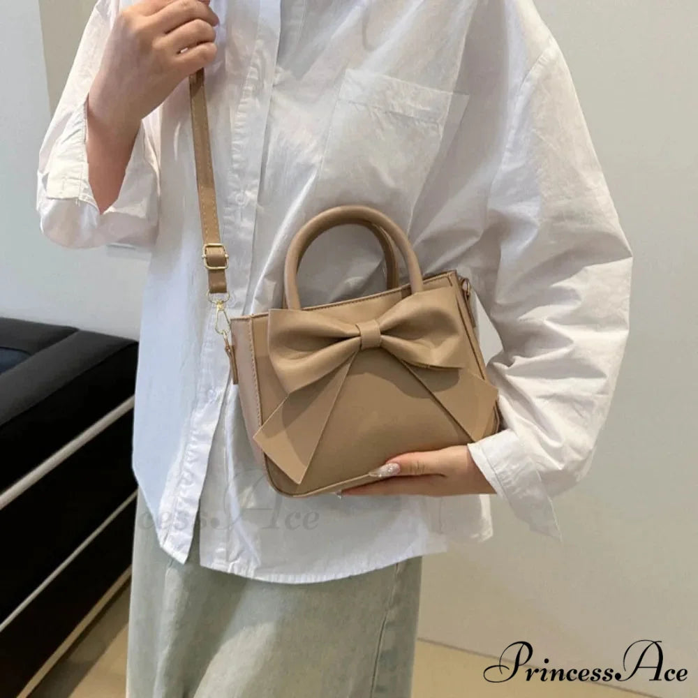 Bow Synthetic Leather Solid Underarm Purse handbag-250126