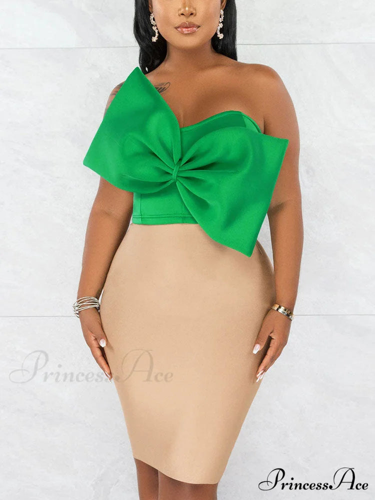 Bow Tie Graceful Cropped Tank Top
