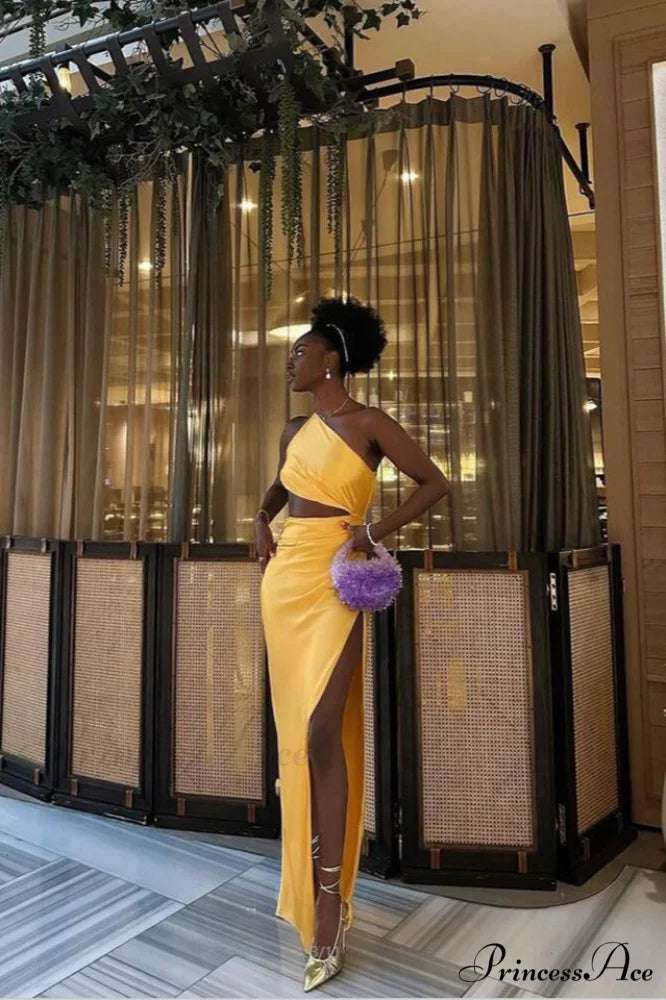 Chapman Elegant Maxi Dress