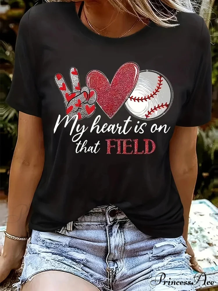 Chic Heart Print Women’s Tee All-Season Comfy Crew Neck Easy-Care Stretch Fit Everyday Style T-shirt BLACK / S