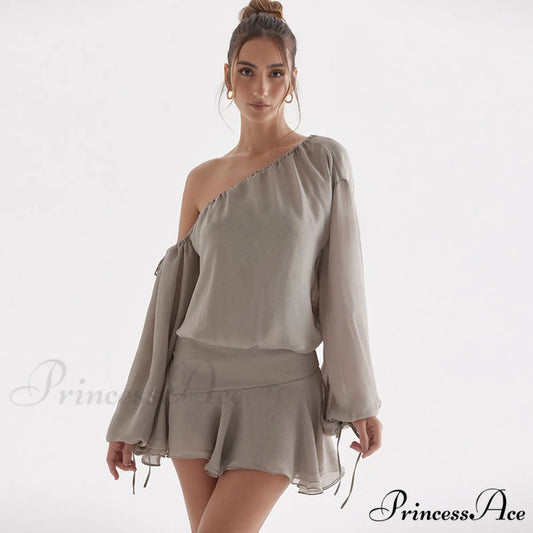 Chiffon Ruched Bishop Sleeve Modern Pointed Collar Shirt - White S / Gray