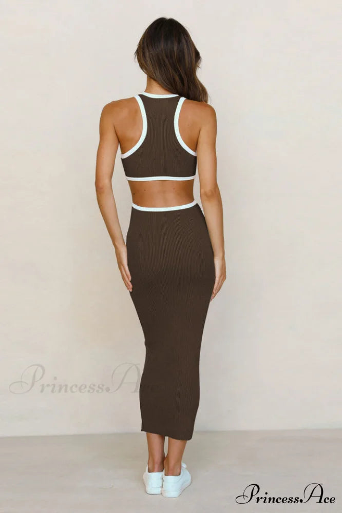 Claudia Elegant Midi Dress