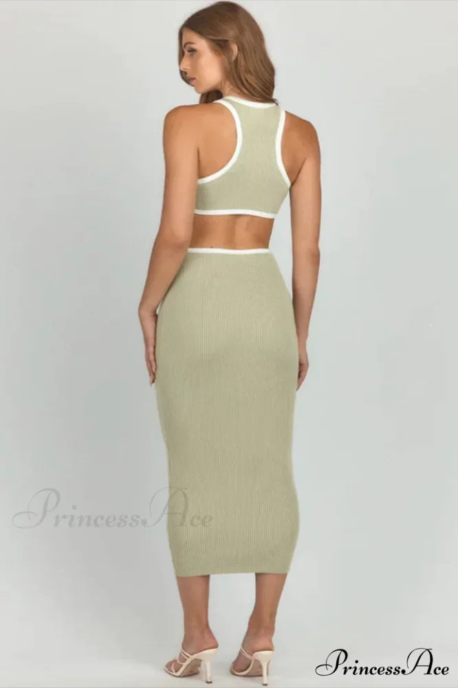 Claudia Elegant Midi Dress
