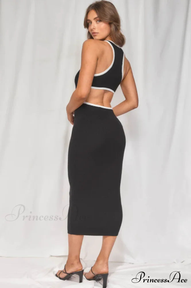 Claudia Elegant Midi Dress
