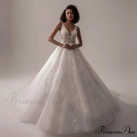 Deep-Neck Sleeveless Lace Wedding Gown lvory white / 2 weddingdress-250223