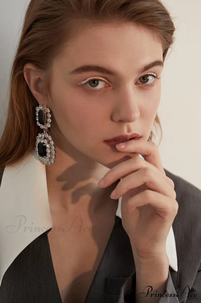 Dimond Elegant Dangle Earrings Picture
