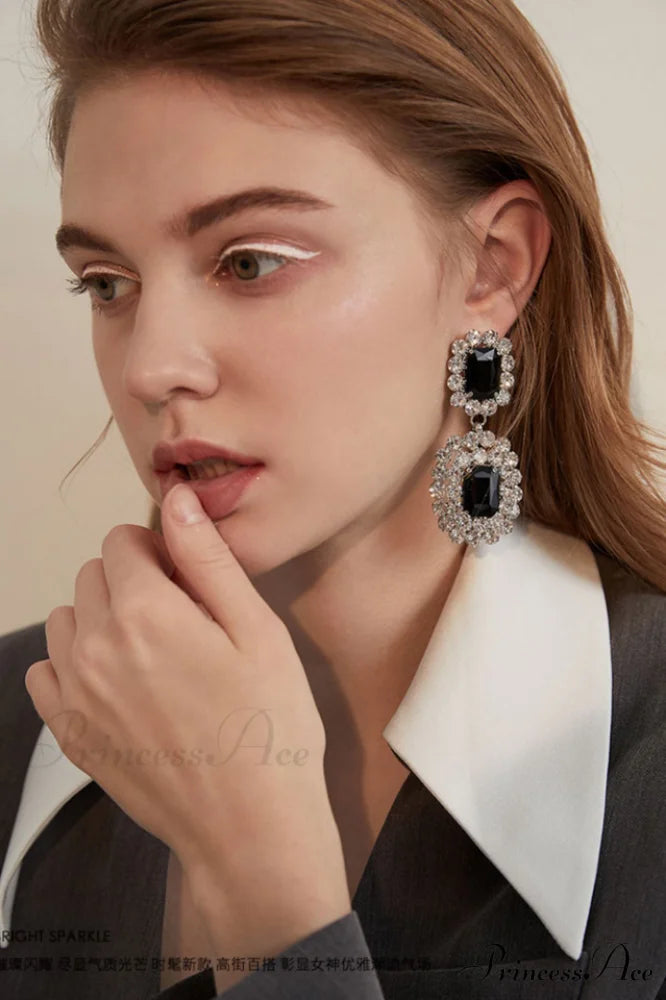 Dimond Elegant Dangle Earrings Picture