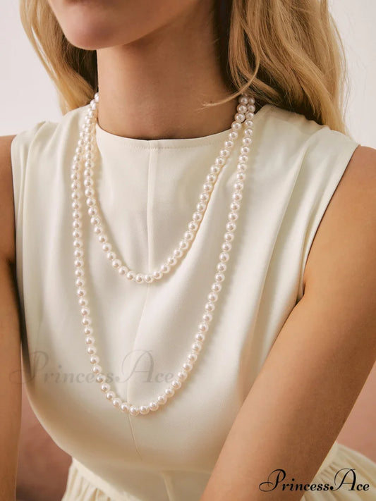 Double Layered Graceful Pearl Necklace White / One Size