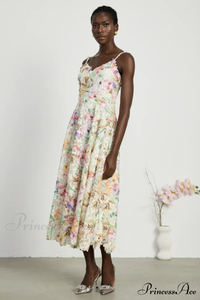 Enora Lace Floral Charming Embroideried Midi Dress