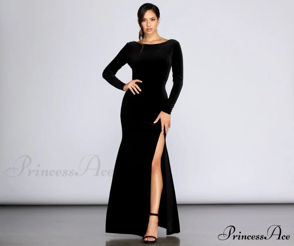 Everly Formal Velvet Charming And Pearl Dress