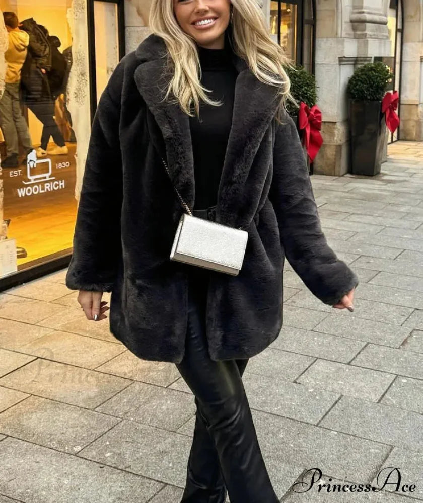 Faux Fur Thick Winter Coat Black / S