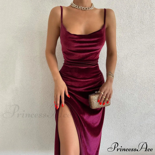 Festive Cheer Velvet Charming Slit Midi Dress Claret / S
