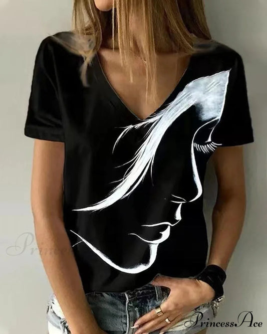 Figure with V-neck T-shirt Print White / S