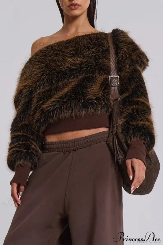 Fleece Sweatshirt Unique Design Crop Top