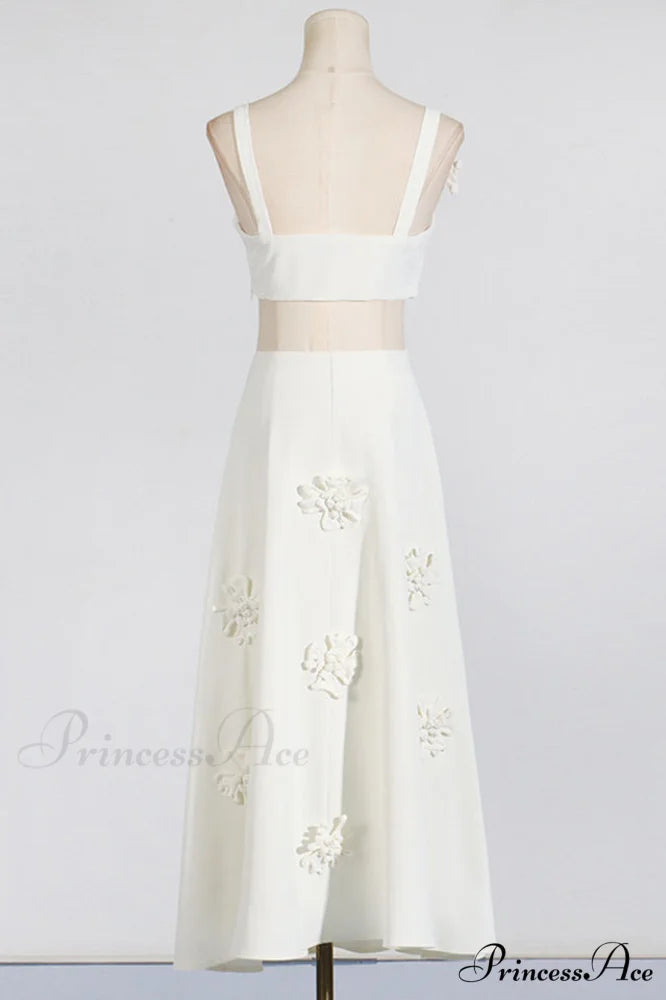 Floral Appliqu鑼?Crop Charming Top & Skirt Set