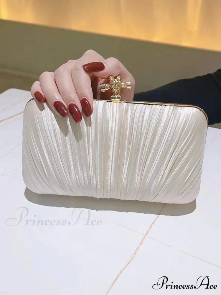 Folded Nighttime Clutch Feast Chain Bag clutchbag-250126