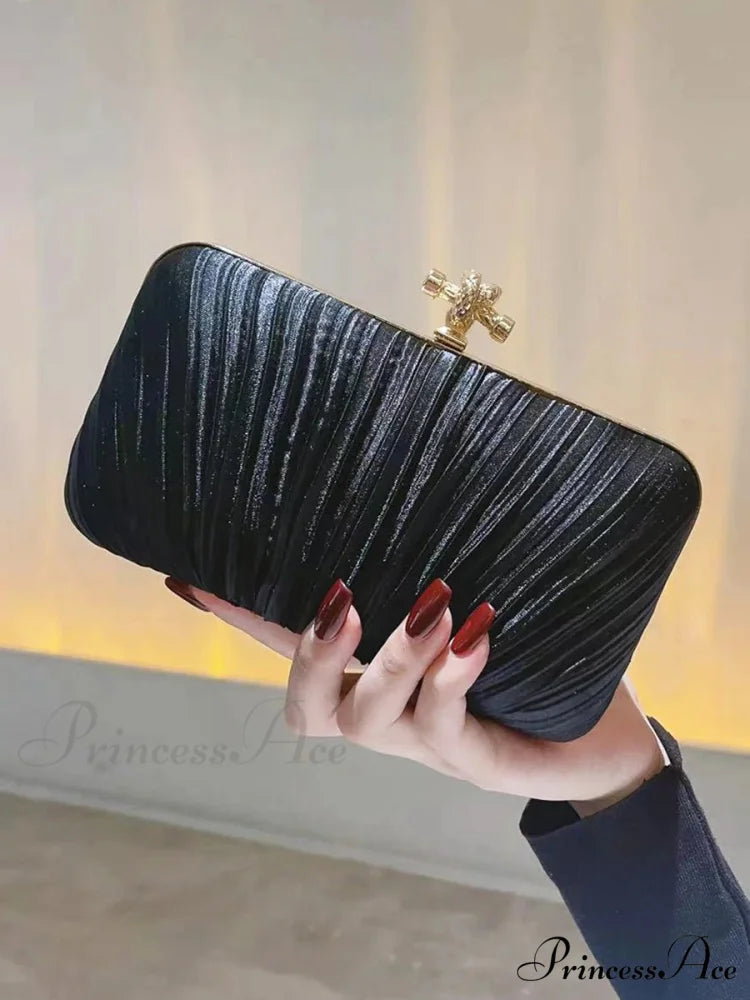 Folded Nighttime Clutch Feast Chain Bag clutchbag-250126