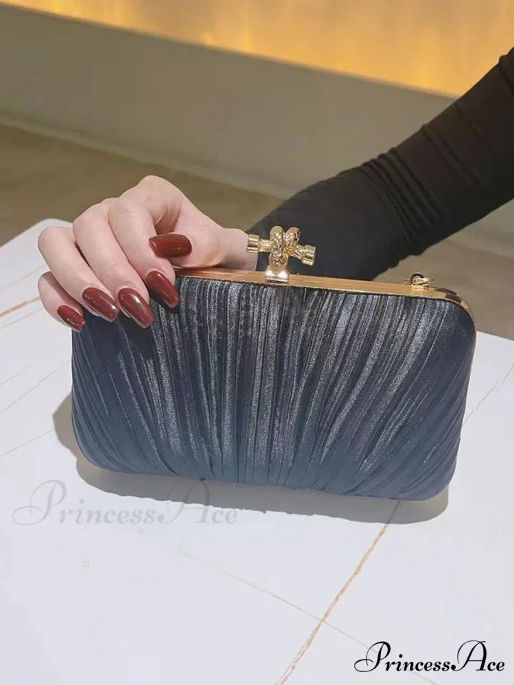 Folded Nighttime Clutch Feast Chain Bag clutchbag-250126