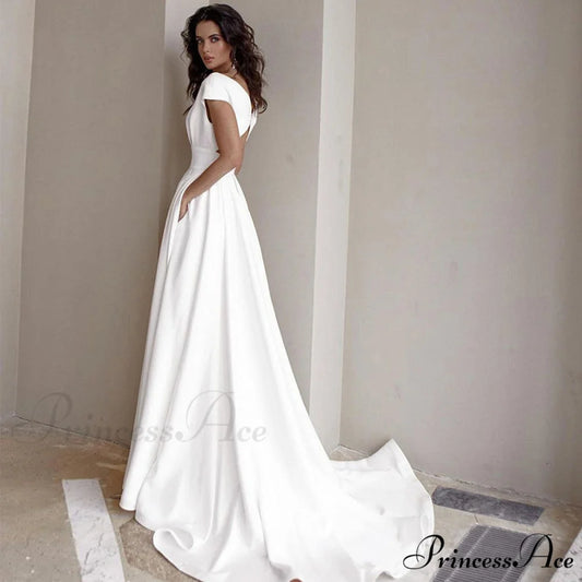 Graceful V-Neck Flared Wedding Gown white / 2 weddingdress-250223