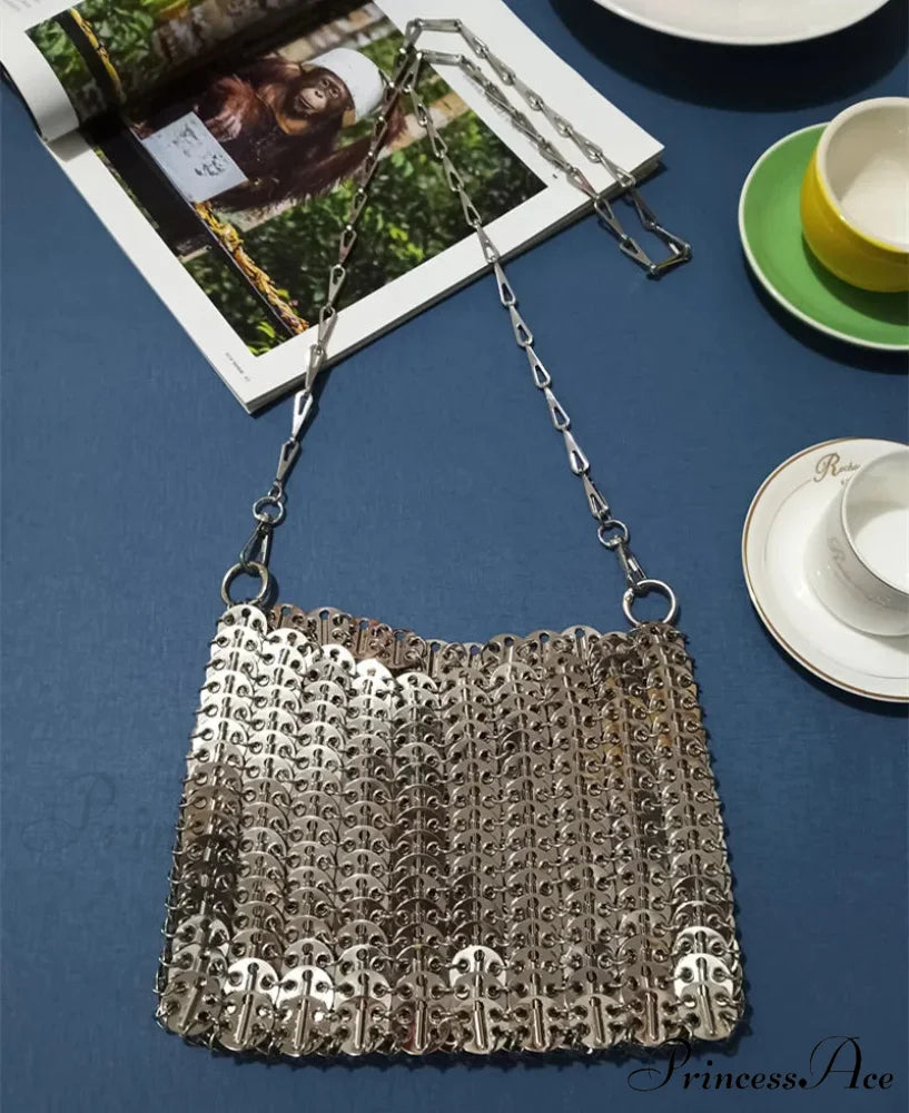High-end Designer Handcrafted Metal Chain Purse Large Silver shoulder-250126