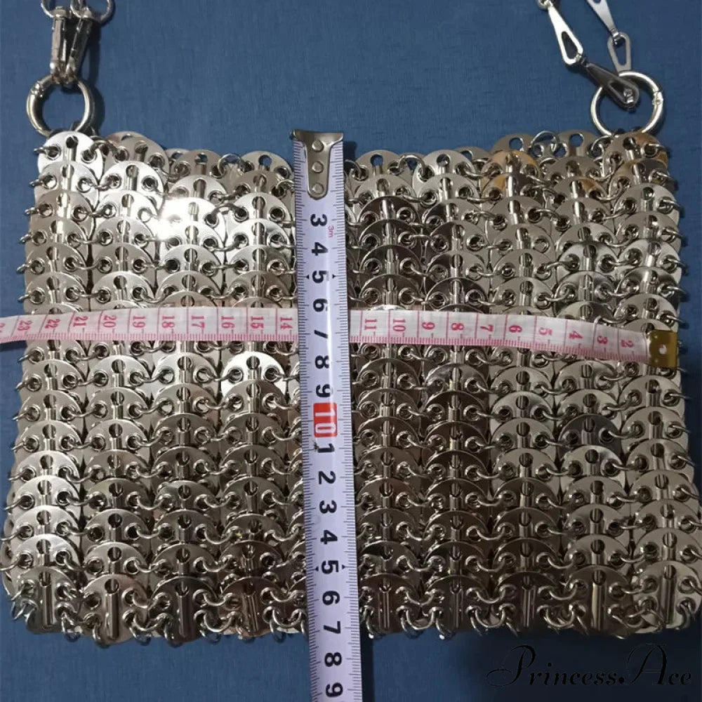 High-end Designer Handcrafted Metal Chain Purse shoulder-250126