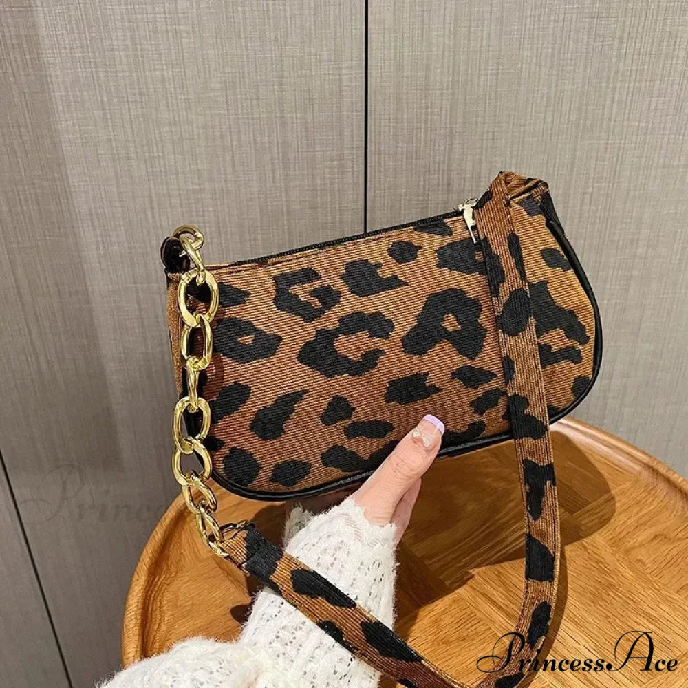 Imitation Suede Retro Traveler Shoulder Bag as shown / 26.5x6x15.5cm shoulder-250126