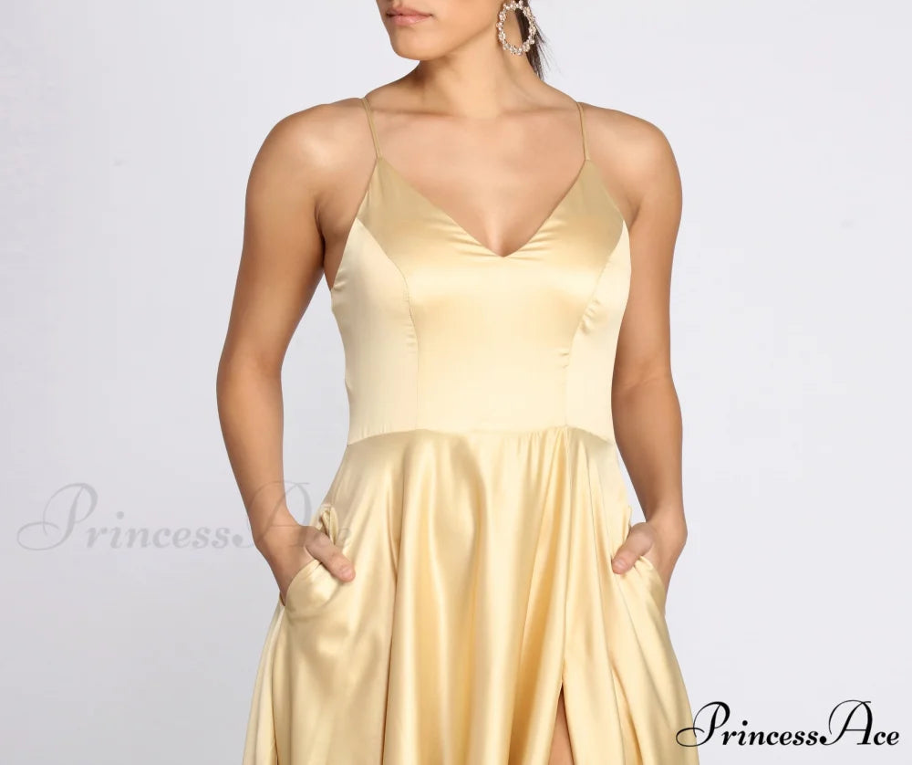 Juliet Formal Stylish High Slit Dress