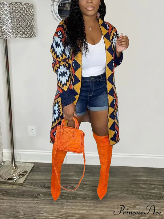 Knitted Button Graceful Tassels Hem Top