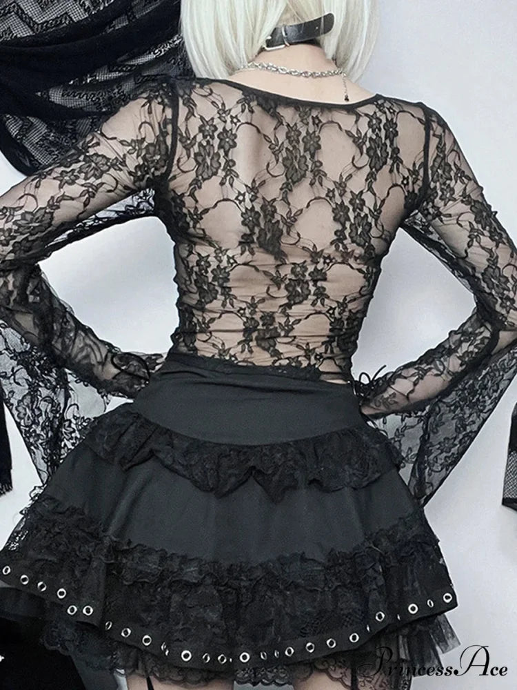 Lace Fairy Grunge V-neck See-Through Slim Fit Stylish Elegant Trendy Classic Crop Top