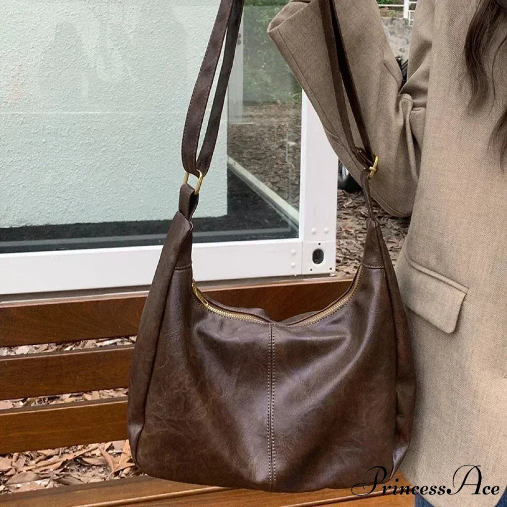 Leather Lavish Messenger Crossbody Bag crossbody-250126