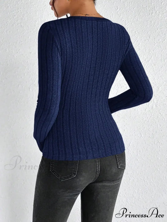 Light Deluxe Basic Sleek Cozy V-Neck Pullover Top Women knittop-250126