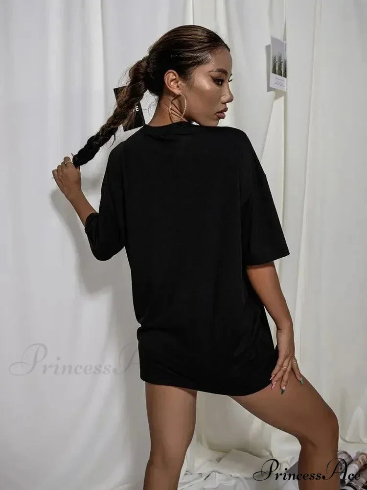 Loose Shoulder Large Urban T-shirt t-shirt-250223