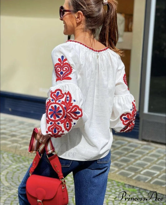 MARIA EMBROIDERED TOP