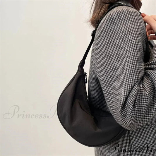 Monochrome Nylon Travel Crossbody Waist Bag crossbody-250126