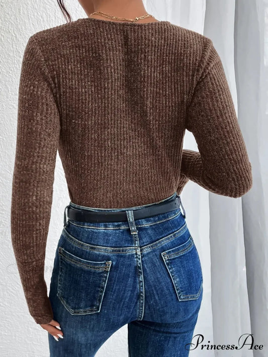 New Style Kink Low-Cut Monochrome Slim Sweater Top Women knittop-250126