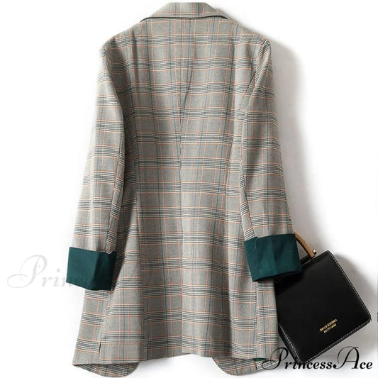 Oversized Female Retro Checkered Blazer