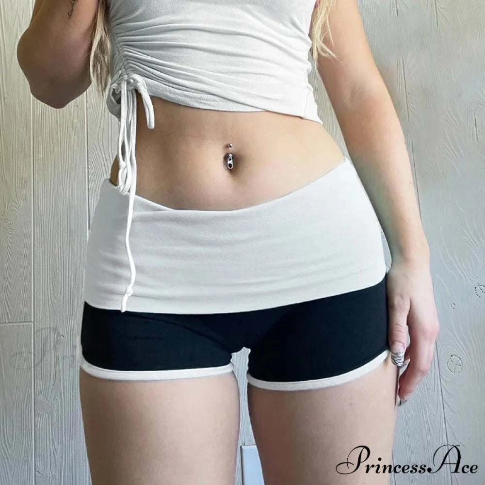 Patchwork Sleek Low-Rise Brief short-250223