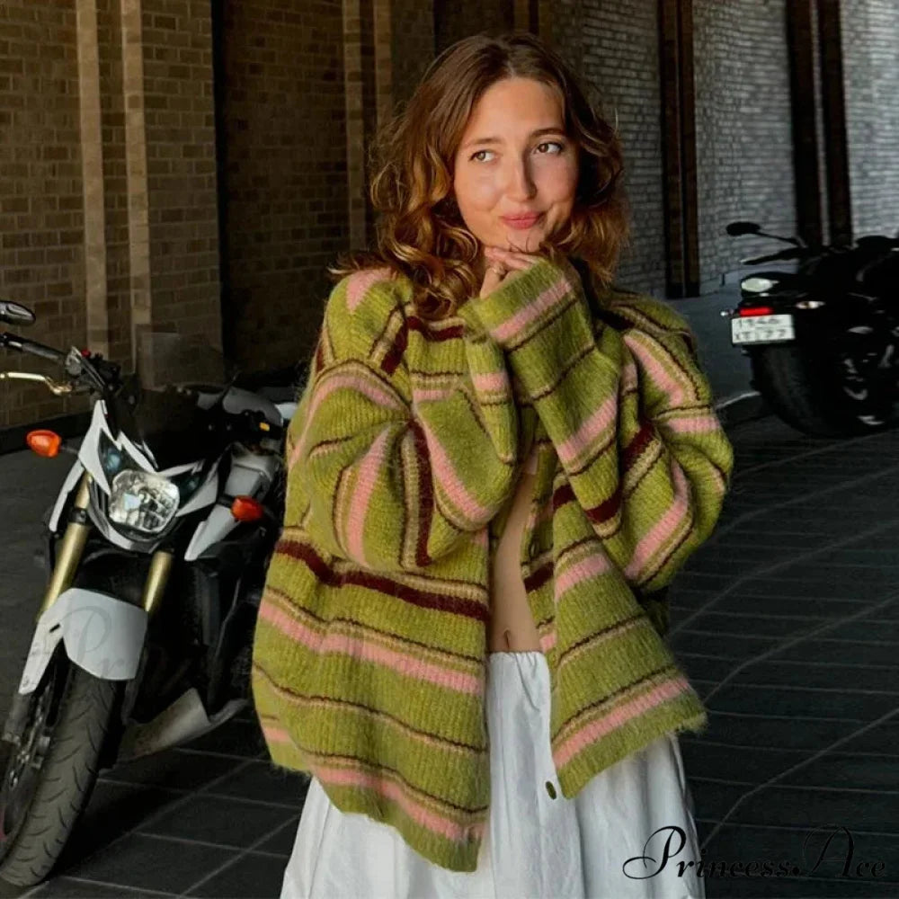 Patterned Deep V-neck Button-Up Sweater Green / S cardigans-241228