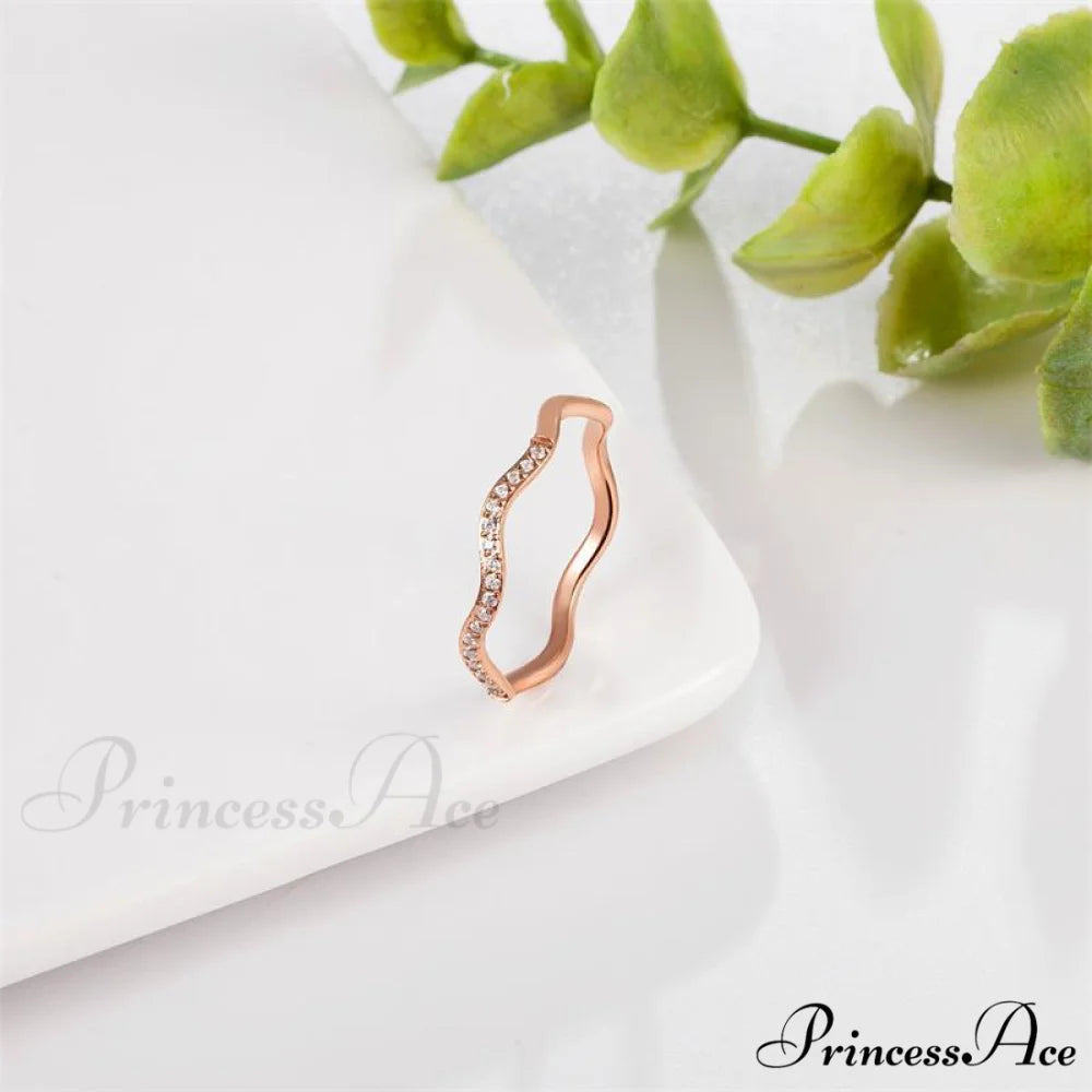 Personalized Irregular Curved Edge Rose Gold Ring rose gold / 6