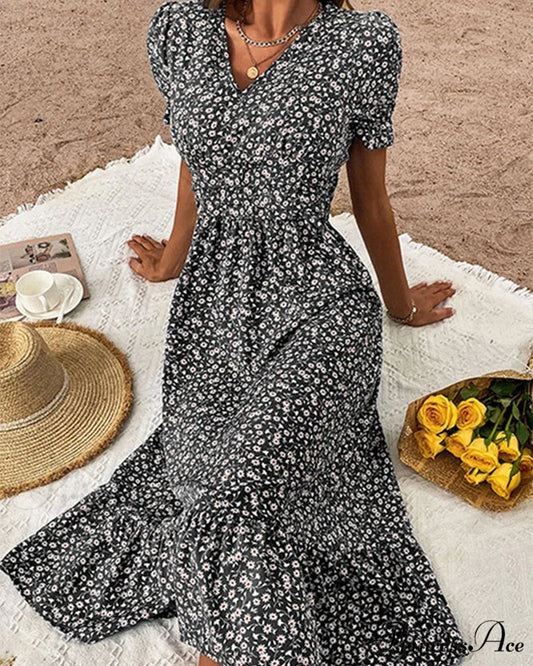 Puff sleeve v-neck dress Black / S
