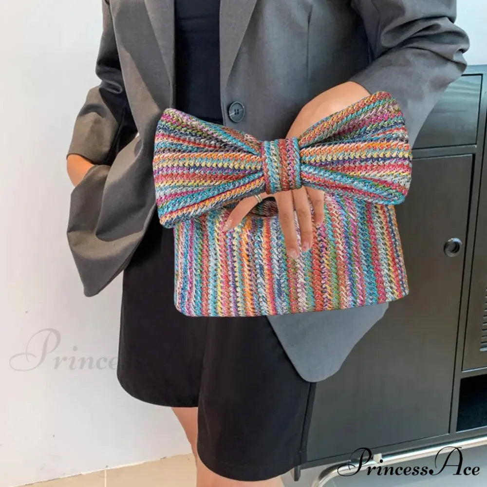 Seaside Arc Form Straw Clutch Wristlet wristlet-250126